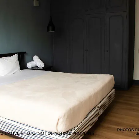 Selina West 3* Berlín