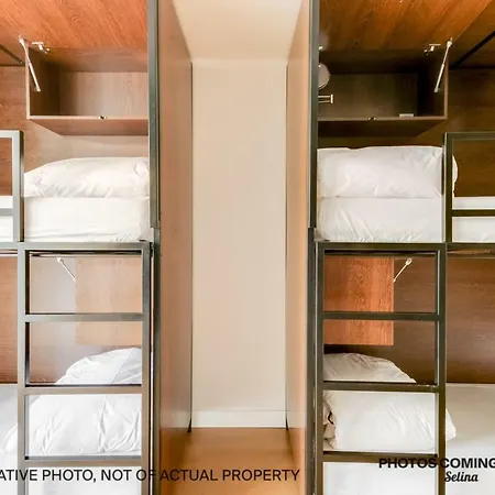 Selina West 3* Berlín